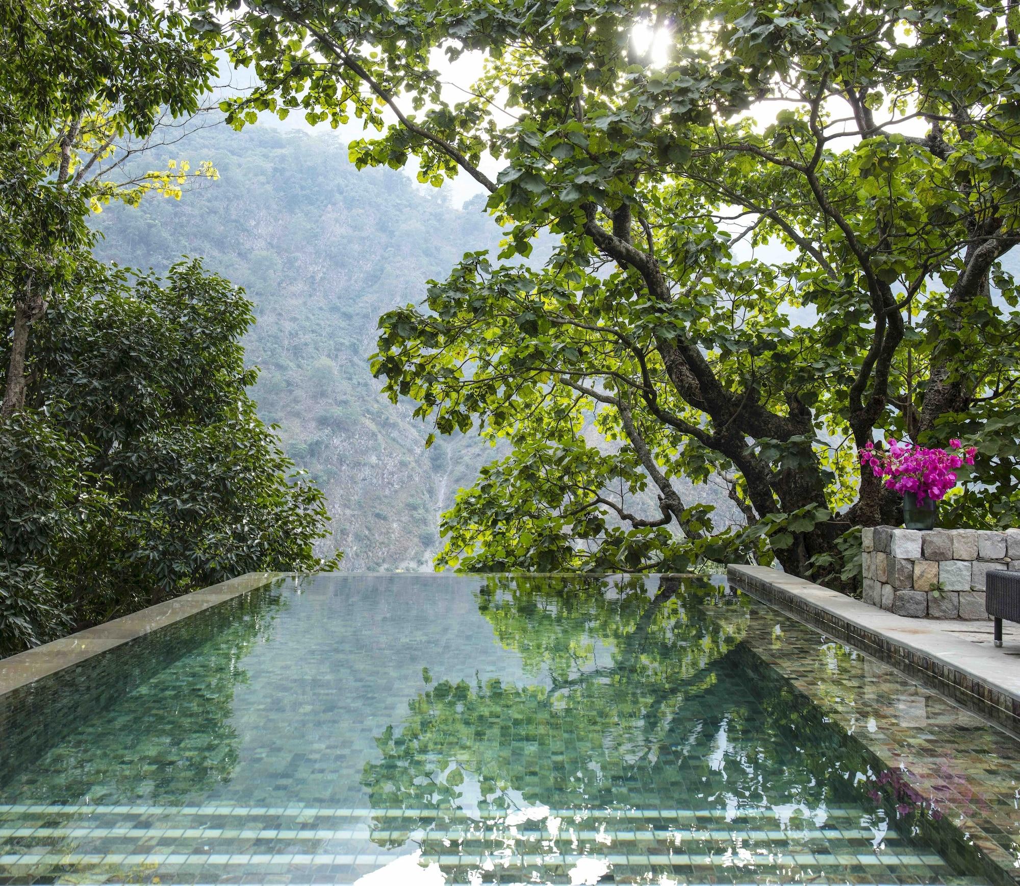 Taj Rishikesh Resort And Spa เดห์ราดุน ภายนอก รูปภาพ