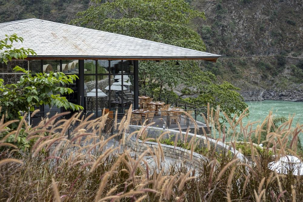 Taj Rishikesh Resort And Spa เดห์ราดุน ภายนอก รูปภาพ